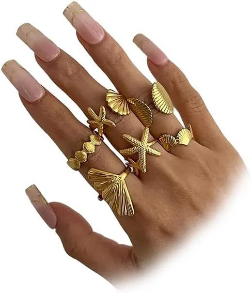 6Pcs Gold Beachy Seashell Stacked Knuckle Rings Set for Women Vintage Starfish Shell Metal Finger Ring Hawaii Holiday Conch Stackable Jewelry Pack
