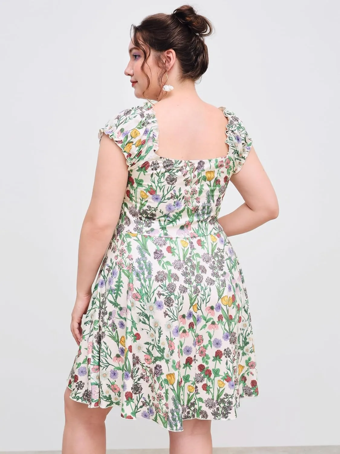 CIDER Plus Size Dresses for Curvy Women Square Neck Tie Front Floral Ruffle Trim Summer Mini Dresses