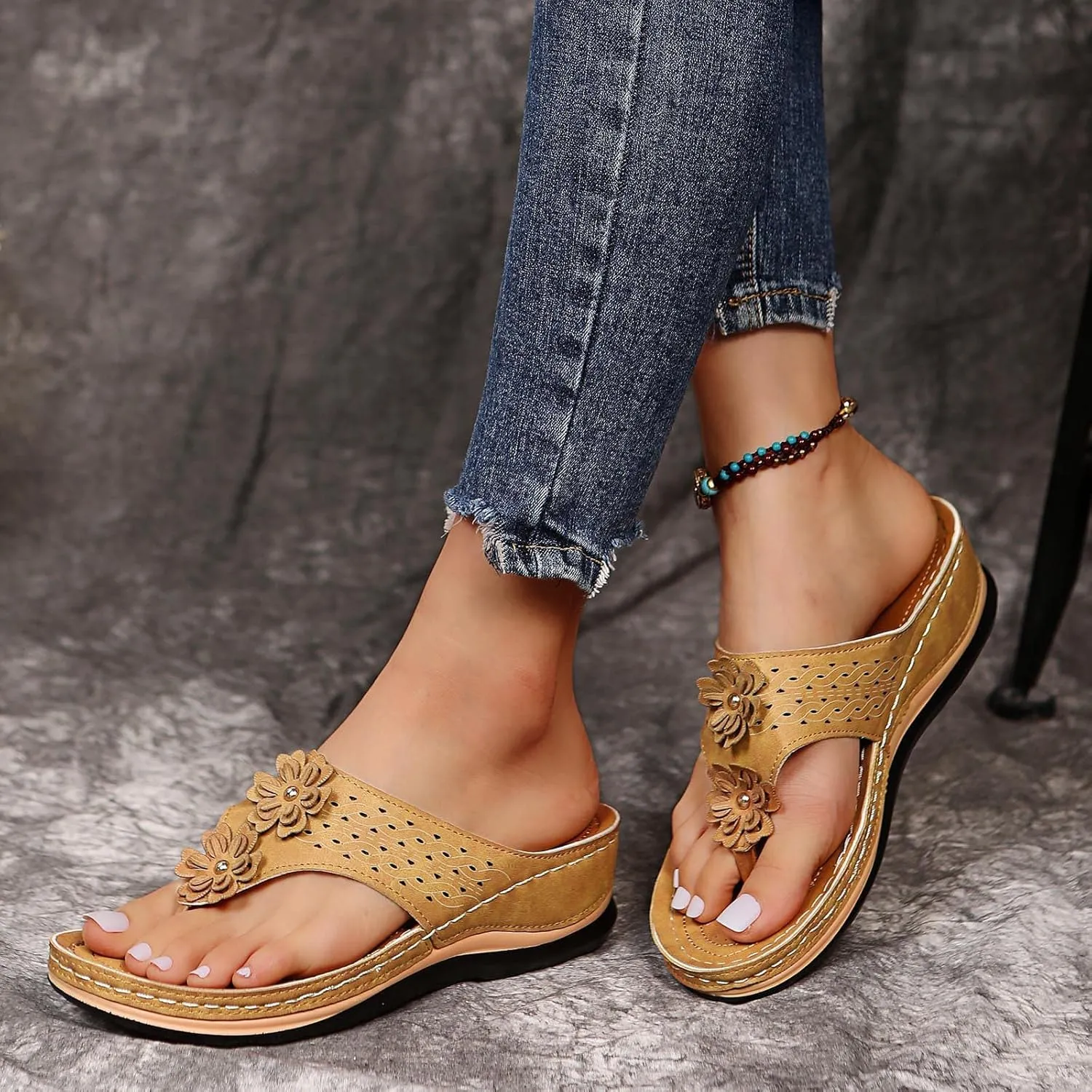 Dheva-C Sandals for Women Dressy Summer, Womens Sandals Platform Arch Support Sandal Bohemian Anti-Slip Shoes Comfortable Summer Beach Travel Sandals (Khaki-E, 9)