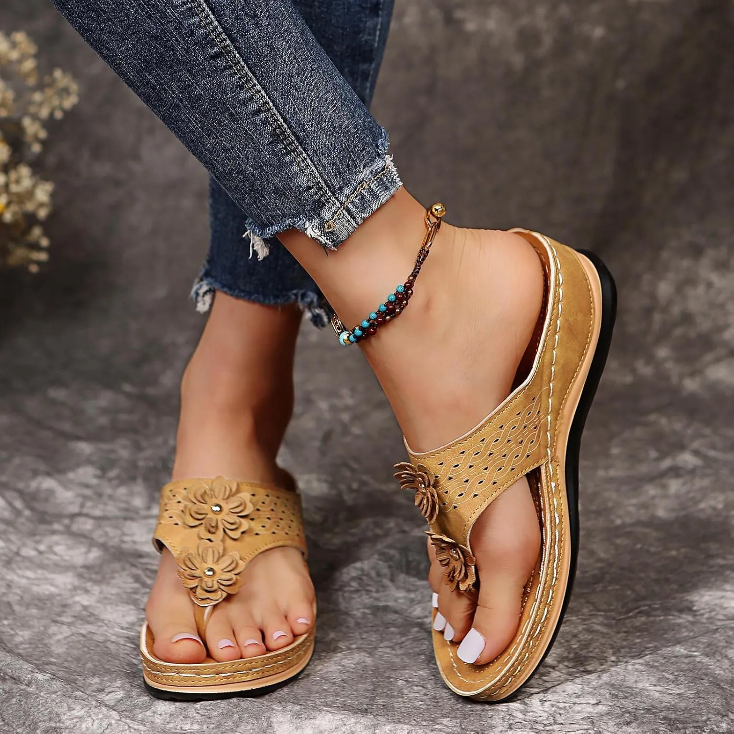 Dheva-C Sandals for Women Dressy Summer, Womens Sandals Platform Arch Support Sandal Bohemian Anti-Slip Shoes Comfortable Summer Beach Travel Sandals (Khaki-E, 9)