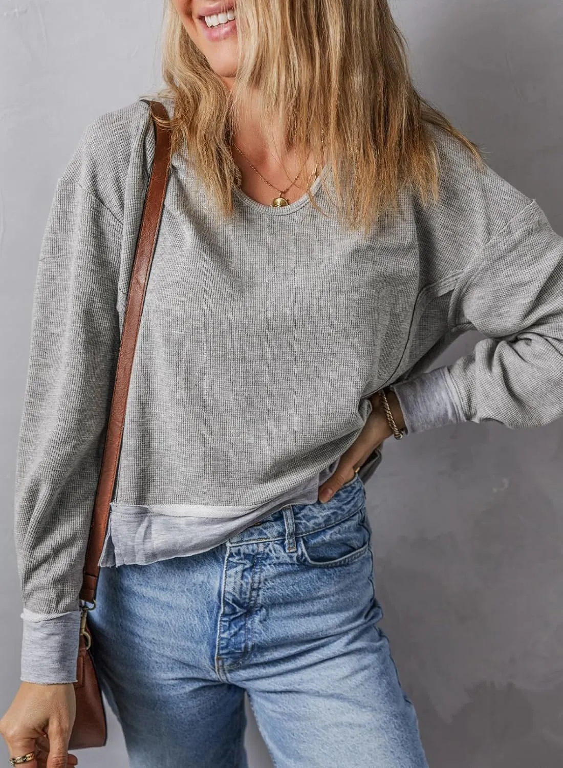 Dokotoo Womens Spring Outfits V Neck Waffle Knit Tops Cropped Sweaters Long Sleeve Pullover Crop Top