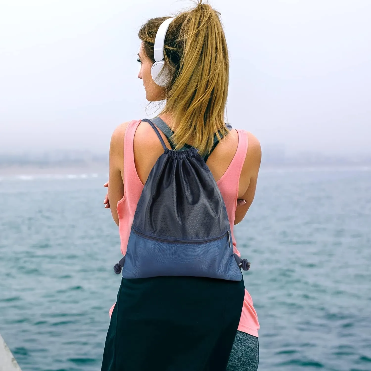 Drawstring Backpack Bag, Waterproof Draw String Back Sack with Zip Pocket, Gym Drawstring Bags Swim Bag for Men Women