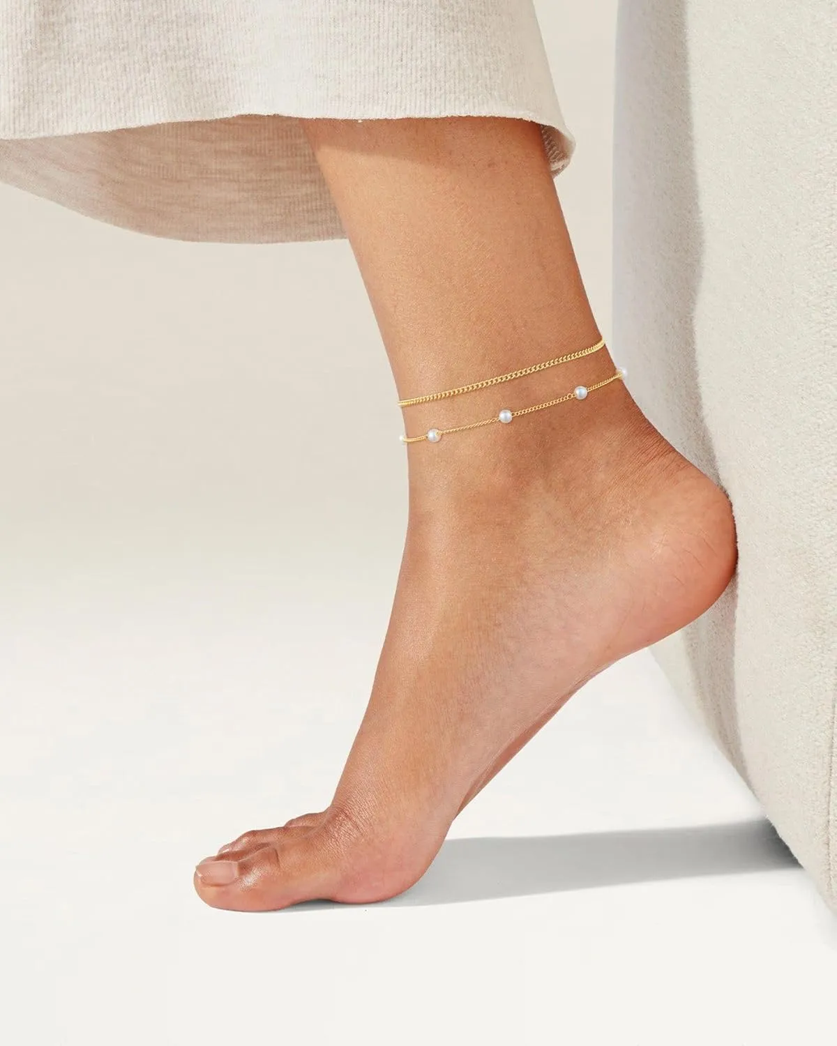 Gold Ankle Bracelets for Women Cuban Link Beach Anklet Layered Ankle Bracelet for Women Dainty Summer Jewelry Ideal Gift