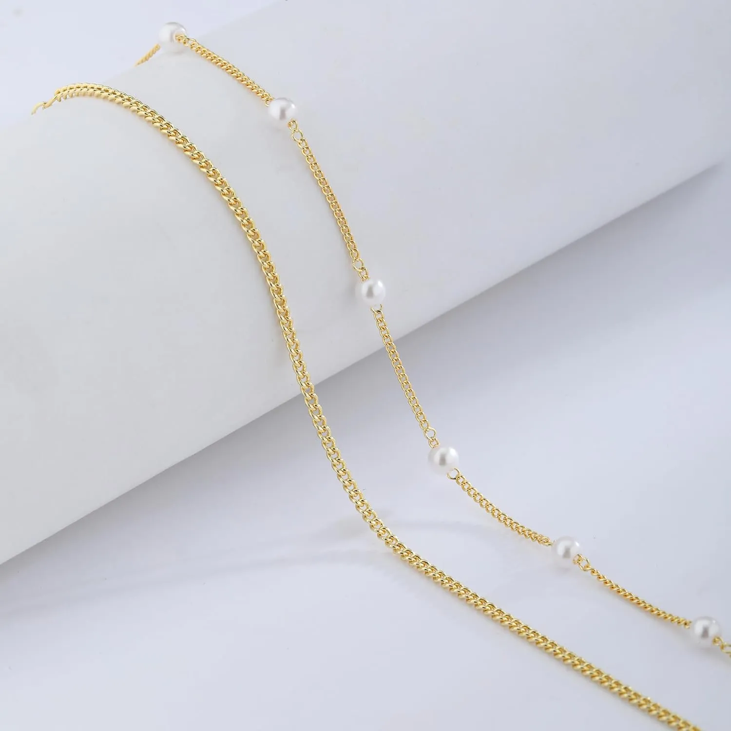 Gold Ankle Bracelets for Women Cuban Link Beach Anklet Layered Ankle Bracelet for Women Dainty Summer Jewelry Ideal Gift