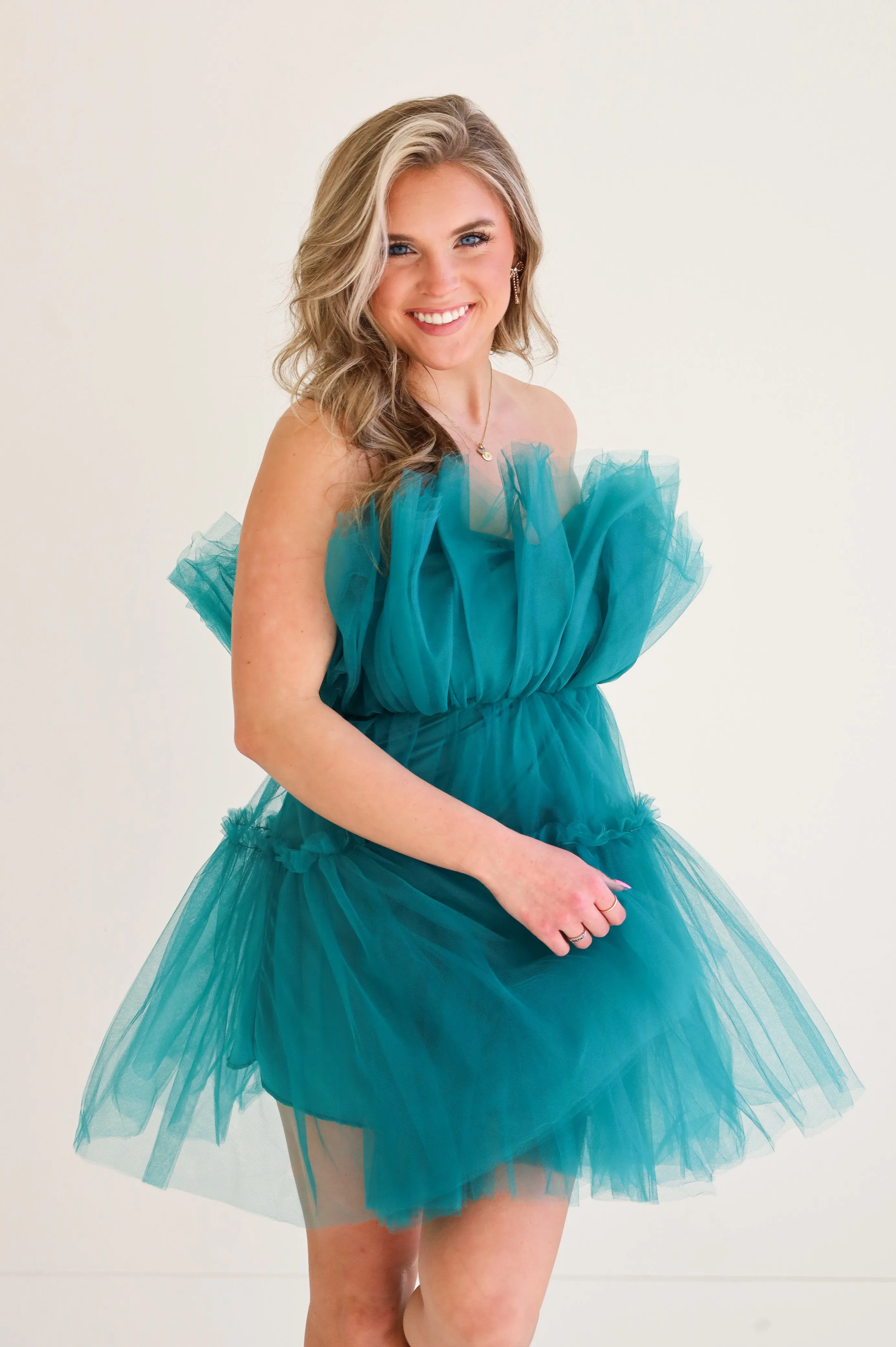 ORGANZA RUFFLE DRESS IN GREEN