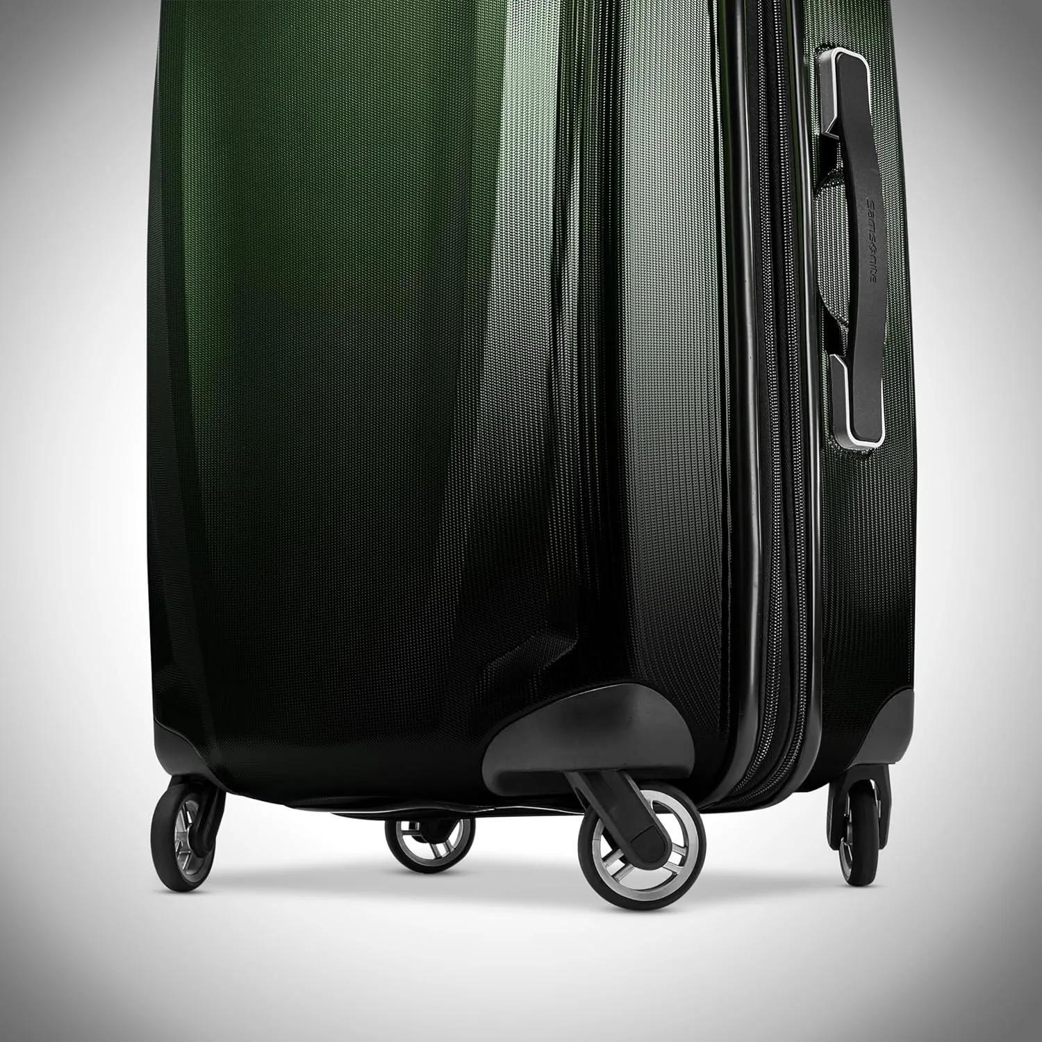 Samsonite Winfield 3 DLX Hardside Expandable Luggage with Spinners, Ombre Green, 2-Piece Set (20/25)