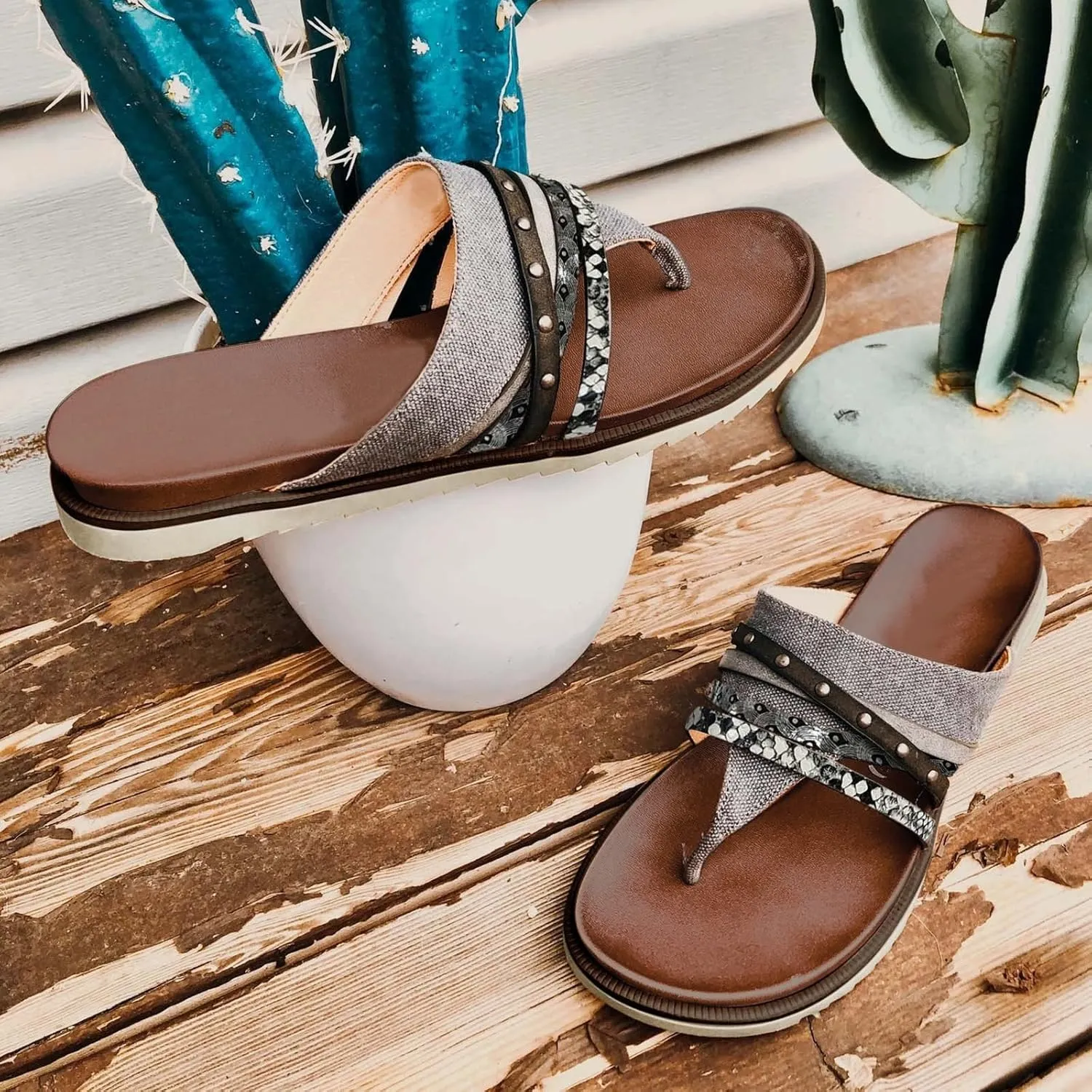 Thong Sandals For Women Flat Shoes Retro Slippers Flip Flops Sandals Women Yoga Mat Mens Flip Flops Shower Sandal