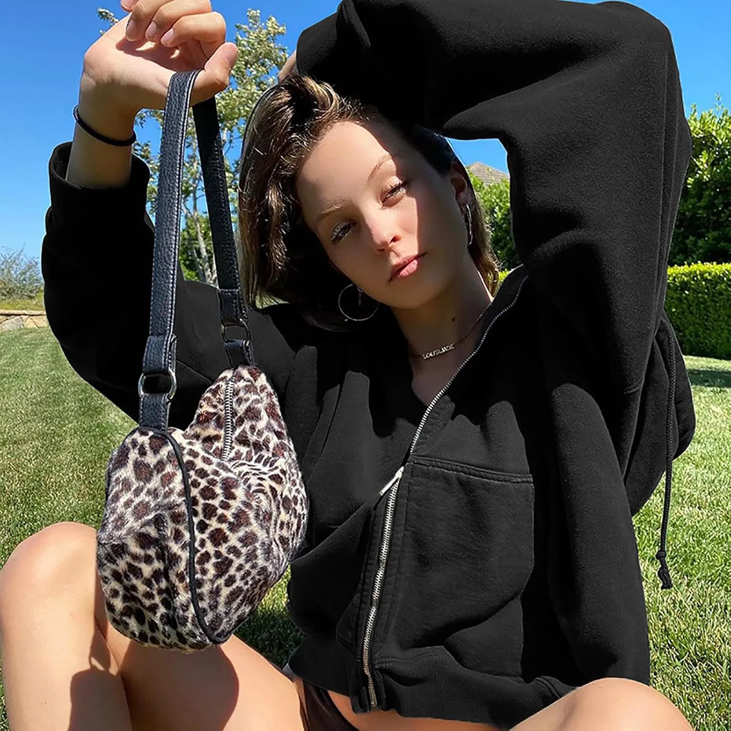 tuduoms Women's Drawstring Oversized Zip Up Hoodie Hooded Fleece Vintage Sweatshirts Teen Girls Casual Light Jackets Pockets