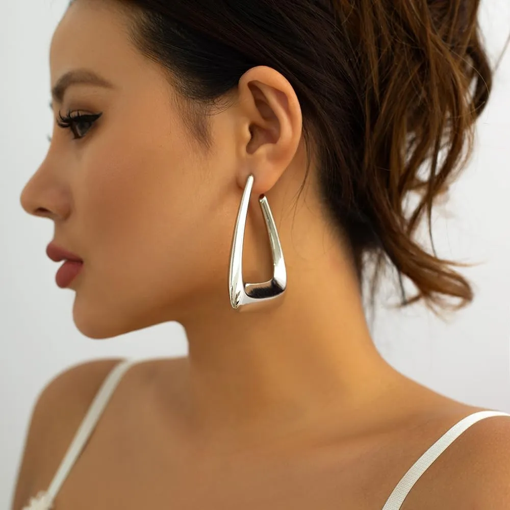 Wiwpar Women's Geometric Triangle Dangle Drop Earrings Big Lightweight Hoop Earrings Statement Silver Triangle Geometric Jewelry Gift for Women Bar Wedding Party (Silver)