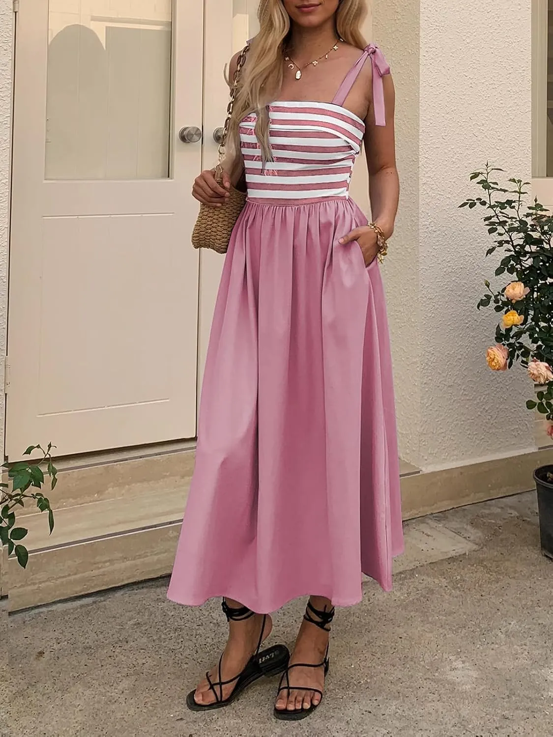 Women Summer Tie Spaghetti Strap Striped Dresses Sleeveless Stretch Flowy Maxi Sundress Beach Dress with Pockets