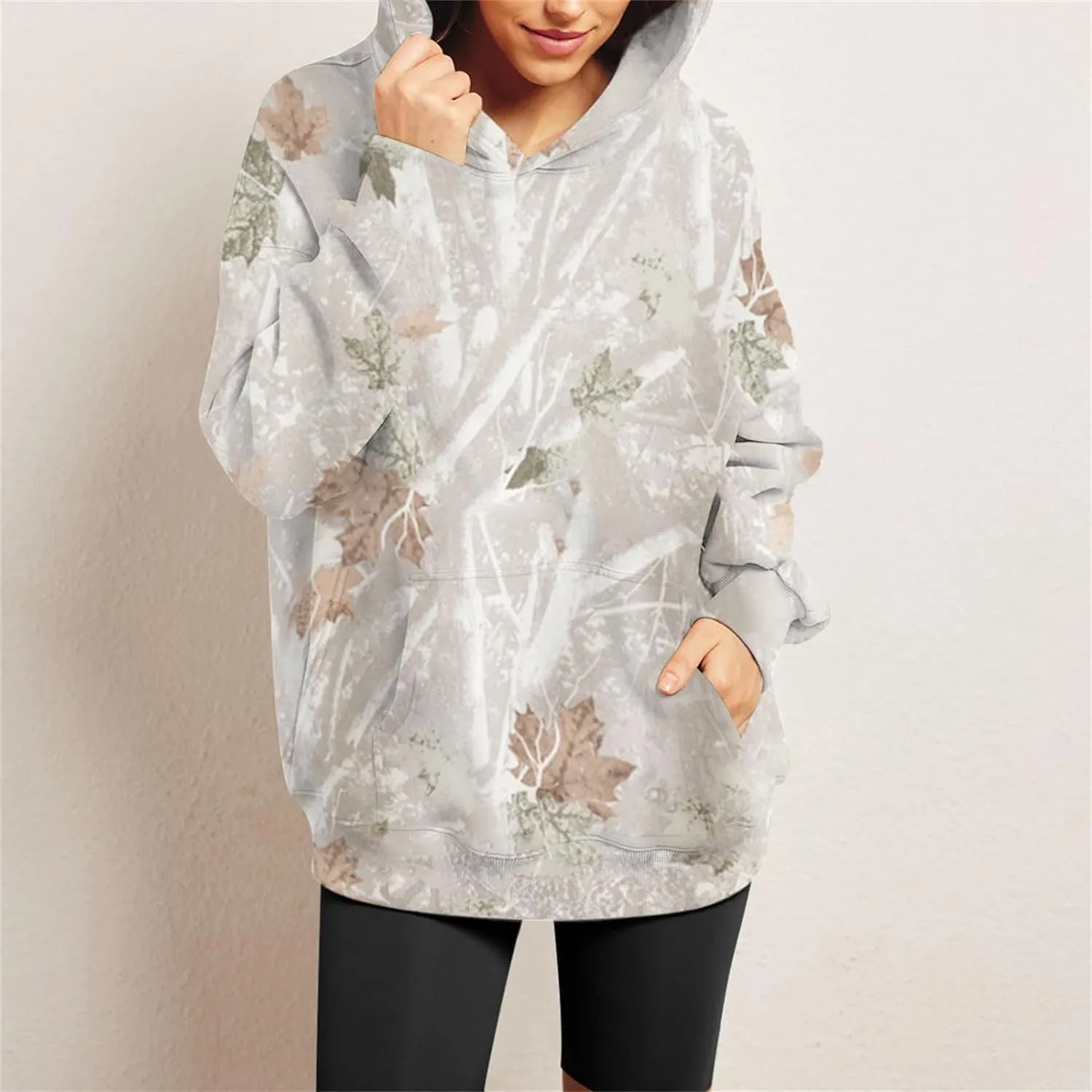Women's Camo Hoodie Camo Sweatshirt Maple Leaf Print Oversized Fleece Camo Sweater Classic Pullover with Pocket